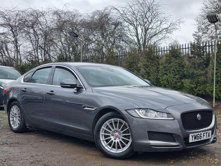 Jaguar XF 2.0d Prestige Auto Euro 6 (s/s) 4dr