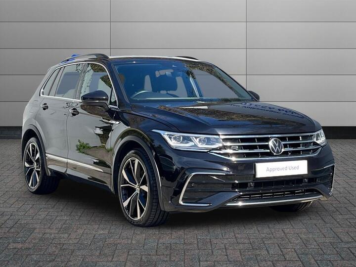 Volkswagen Tiguan 1.5 TSI R-Line DSG Euro 6 (s/s) 5dr Volkswagen Tiguan 1.5 TSI R-Line DSG Euro 6 (s/s) 5dr