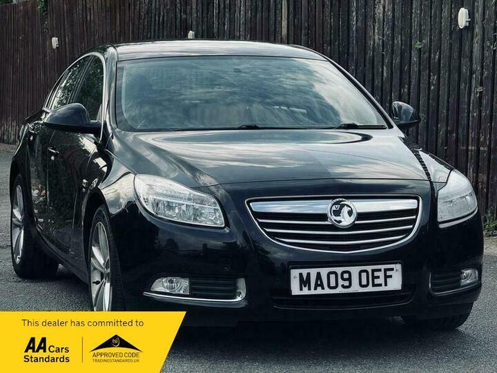 Vauxhall Insignia 1.8 16V SRi Euro 5 5dr Vauxhall Insignia 1.8 16V SRi Euro 5 5dr