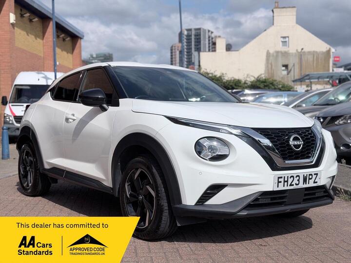 Nissan Juke 1.0 DIG-T N-Connecta DCT Auto Euro 6 (s/s) 5dr