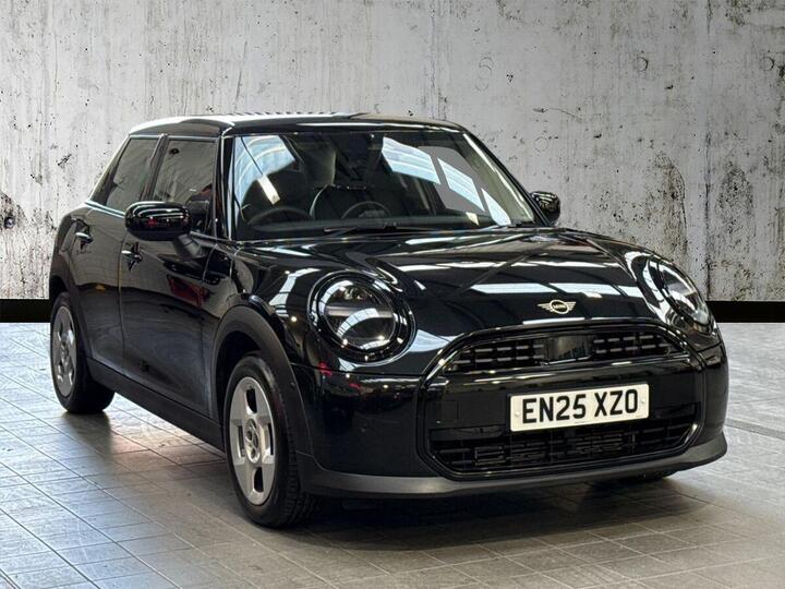 MINI Hatch 1.5C Classic Steptronic Euro 6 (s/s) 5dr