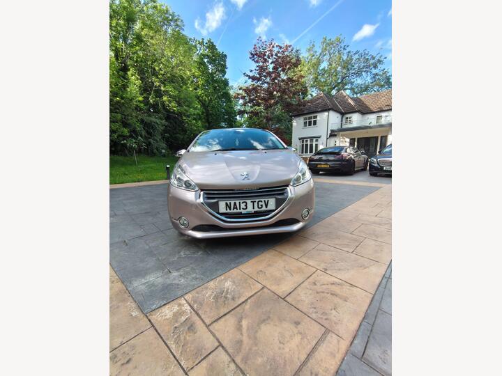 Peugeot 208 1.4 VTi Allure Euro 5 3dr