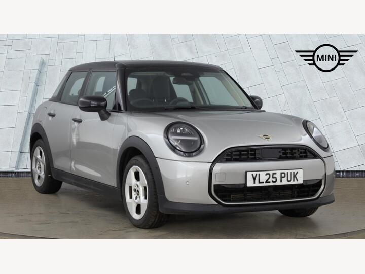 MINI Cooper 1.5C Classic Steptronic Euro 6 (s/s) 5dr