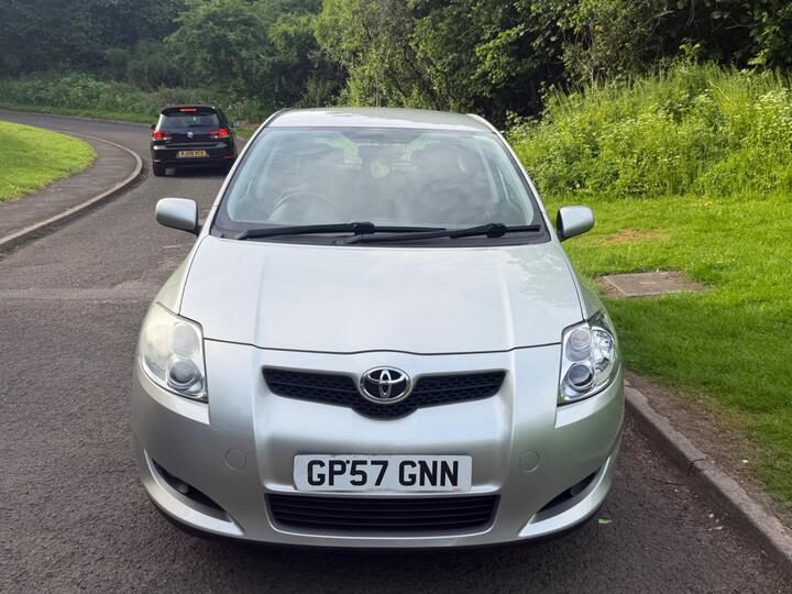 Toyota Auris 1.6 VVT-i T3 5dr Toyota Auris 1.6 VVT-i T3 5dr