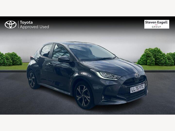Toyota Yaris 1.5 VVT-h Design E-CVT Euro 6 (s/s) 5dr