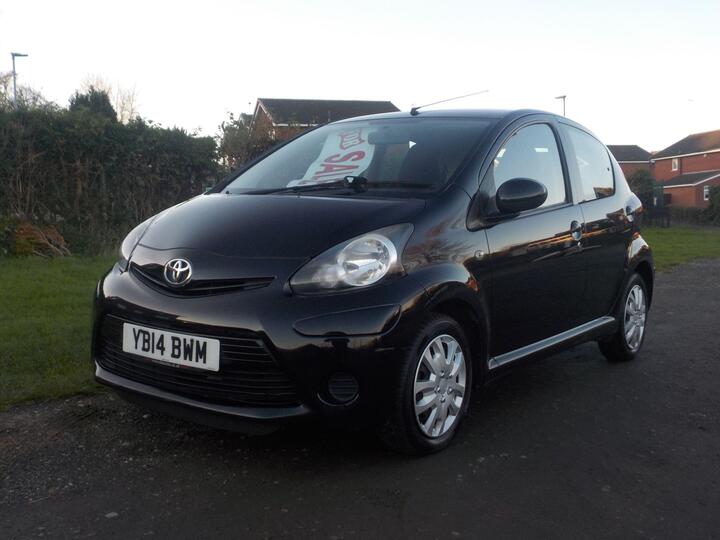 Toyota AYGO 1.0 VVT-i Move Euro 5 5dr