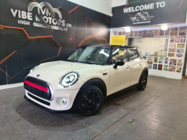 MINI Hatch 1.5 Cooper Classic Euro 6 (s/s) 5dr