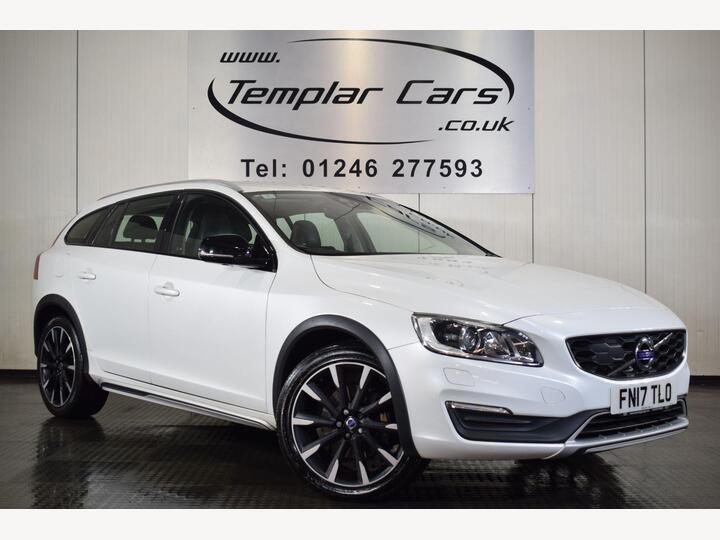 Volvo V60 Cross Country 2.4 D4 Lux Nav Auto AWD Euro 6 (s/s) 5dr