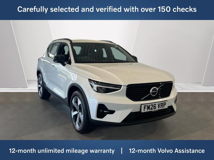 Volvo XC40 2.0 B3 MHEV Plus Dark DCT Auto Euro 6 (s/s) 5dr