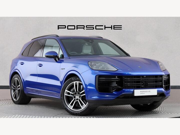 Porsche Cayenne 4.0 V8 E-Hybrid 25.9kWh Turbo TiptronicS 4WD Euro 6 (s/s) 5dr Porsche Cayenne 4.0 V8 E-Hybrid 25.9kWh Turbo TiptronicS 4WD Euro 6 (s/s) 5dr
