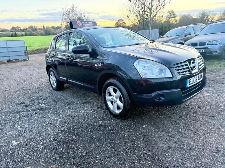 Nissan Qashqai 2.0 Visia CVT 2WD 5dr Nissan Qashqai 2.0 Visia CVT 2WD 5dr