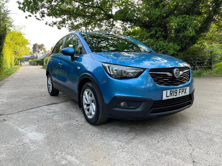 Vauxhall Crossland X 1.2 SE Euro 6 5dr Vauxhall Crossland X 1.2 SE Euro 6 5dr