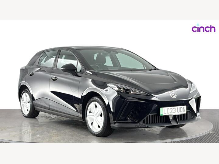 MG MG4 64kWh SE Long Range Auto 5dr