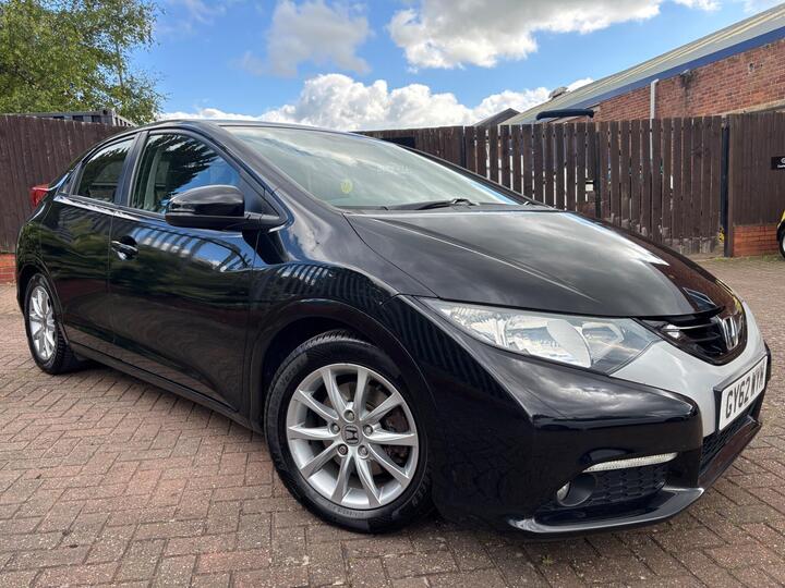 Honda Civic 1.8 I-VTEC ES Euro 5 (s/s) 5dr Honda Civic 1.8 I-VTEC ES Euro 5 (s/s) 5dr