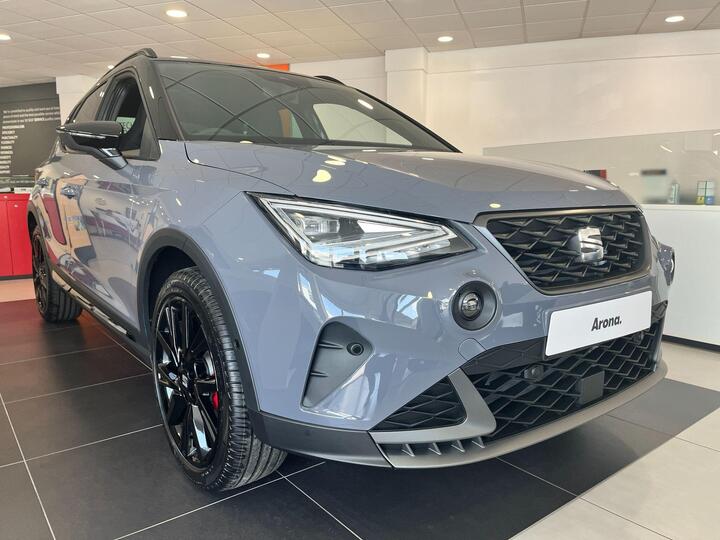 SEAT Arona 1.0 TSI FR Black Edition DSG Euro 6 (s/s) 5dr