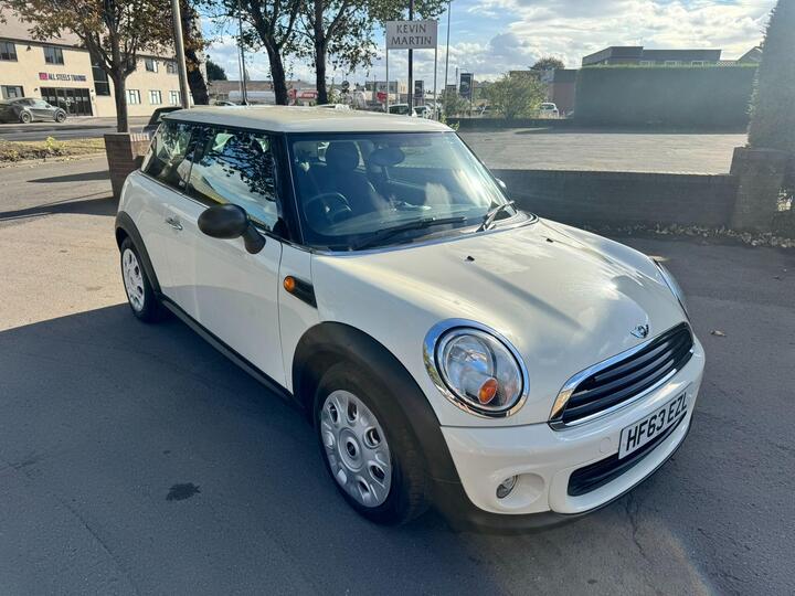 MINI Hatch 1.6 First Euro 6 3dr