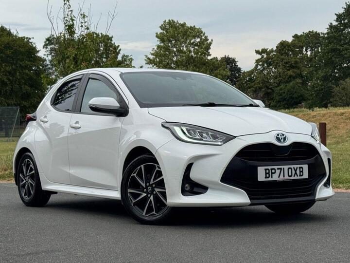 Toyota YARIS 1.5 VVT-h Design E-CVT Euro 6 (s/s) 5dr