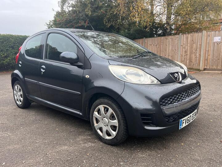 Peugeot 107 1.0 12V Urban 2 Tronic Euro 5 5dr