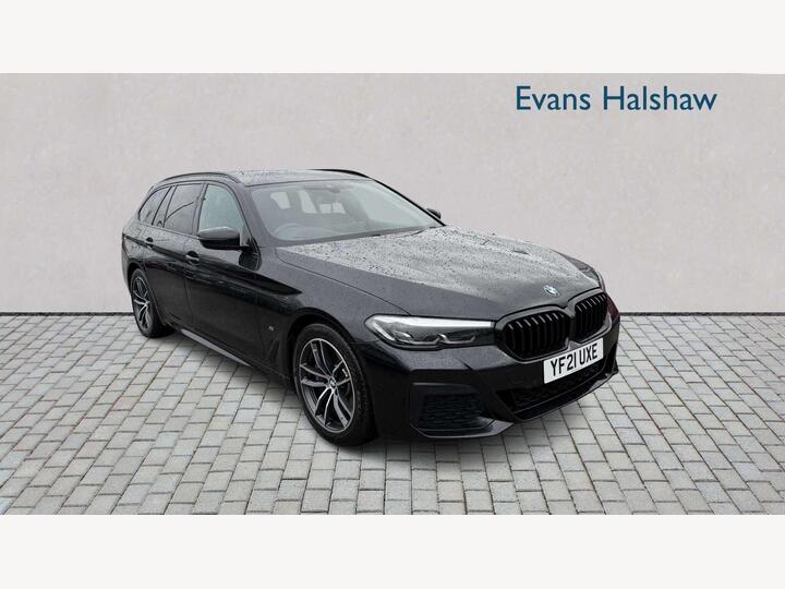 BMW 5 SERIES TOURING 2.0 530e 12kWh M Sport Touring Steptronic Euro 6 (s/s) 5dr BMW 5 SERIES TOURING 2.0 530e 12kWh M Sport Touring Steptronic Euro 6 (s/s) 5dr