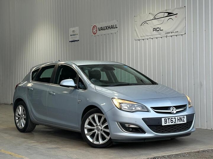 Vauxhall Astra 2.0 CDTi EcoFLEX Elite Euro 5 (s/s) 5dr
