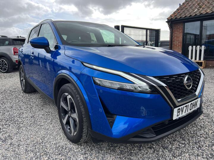 Nissan QASHQAI 1.3 DIG-T MHEV Premiere Edition XTRON Euro 6 (s/s) 5dr