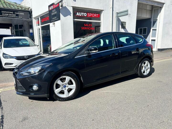 Ford Focus 1.6 TDCi Zetec Navigator Euro 5 (s/s) 5dr