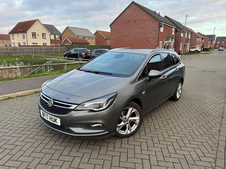 Vauxhall Astra 1.6 CDTi BlueInjection SRi Nav Sports Tourer Euro 6 (s/s) 5dr Vauxhall Astra 1.6 CDTi BlueInjection SRi Nav Sports Tourer Euro 6 (s/s) 5dr