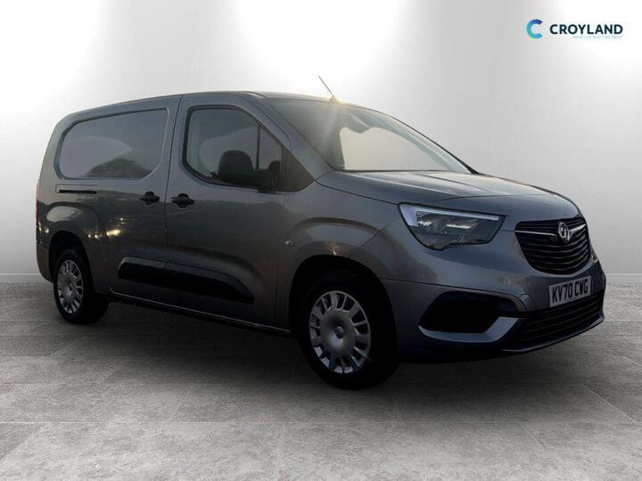 Vauxhall COMBO 1.5 Turbo D 2300 Sportive Crew Van L2 Euro 6 (s/s) 4dr