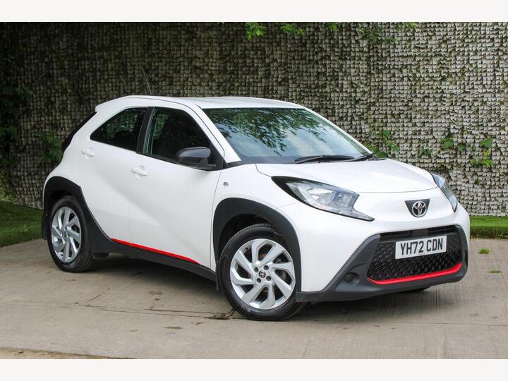 Toyota Aygo X 1.0 VVT-i Pure Euro 6 (s/s) 5dr Toyota Aygo X 1.0 VVT-i Pure Euro 6 (s/s) 5dr