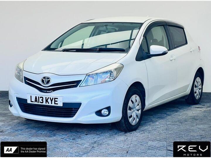 Toyota Yaris 1.33 Dual VVT-i TR Multidrive S Euro 5 5dr