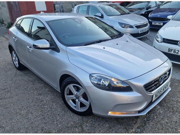 Volvo V40 2.0 T2 ES Euro 6 (s/s) 5dr