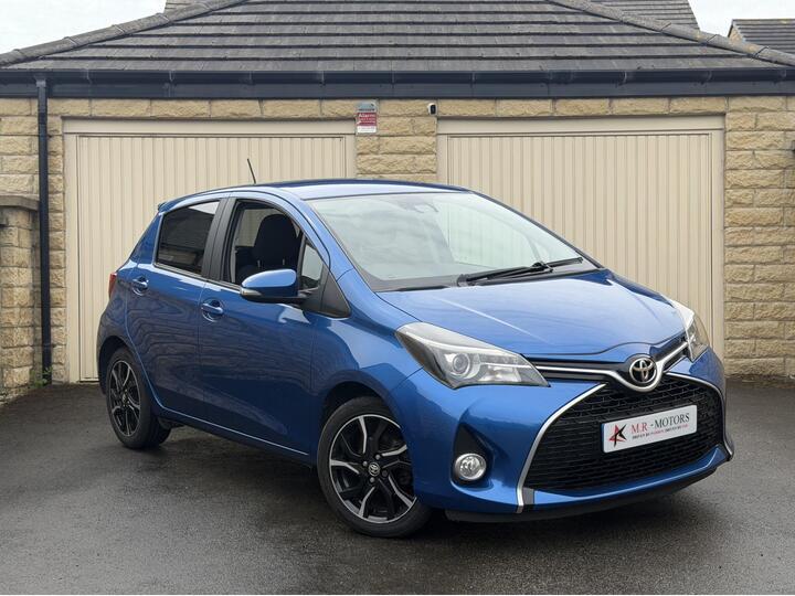 Toyota Yaris 1.33 Dual VVT-i Design Euro 6 5dr (Safety Sense)
