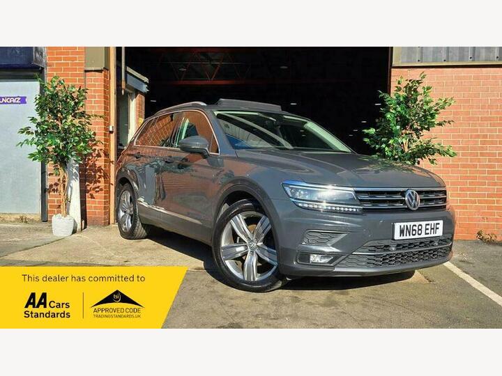 Volkswagen Tiguan 2.0 TDI SEL DSG Euro 6 (s/s) 5dr Volkswagen Tiguan 2.0 TDI SEL DSG Euro 6 (s/s) 5dr