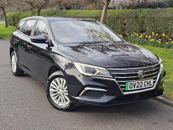 MG MG5 61.1kWh Excite Long Range Auto 5dr