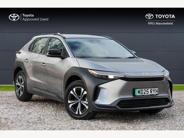Toyota BZ4X 71.4kWh Pure Auto 5dr (11kW OBC) Toyota BZ4X 71.4kWh Pure Auto 5dr (11kW OBC)
