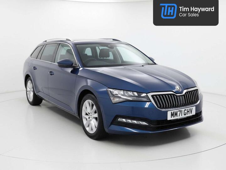Skoda SUPERB 2.0 TDI SE Technology Euro 6 (s/s) 5dr Skoda SUPERB 2.0 TDI SE Technology Euro 6 (s/s) 5dr