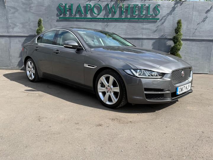 Jaguar XE 2.0i Portfolio Auto Euro 6 (s/s) 4dr
