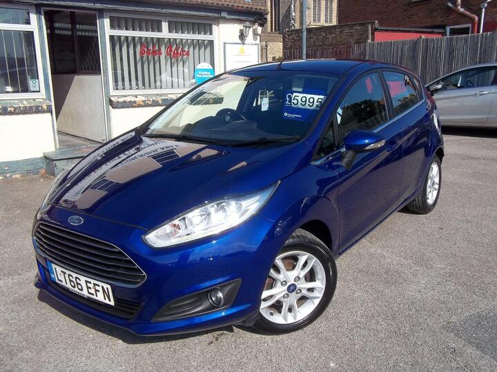 Ford Fiesta 1.25 Zetec Euro 6 5dr
