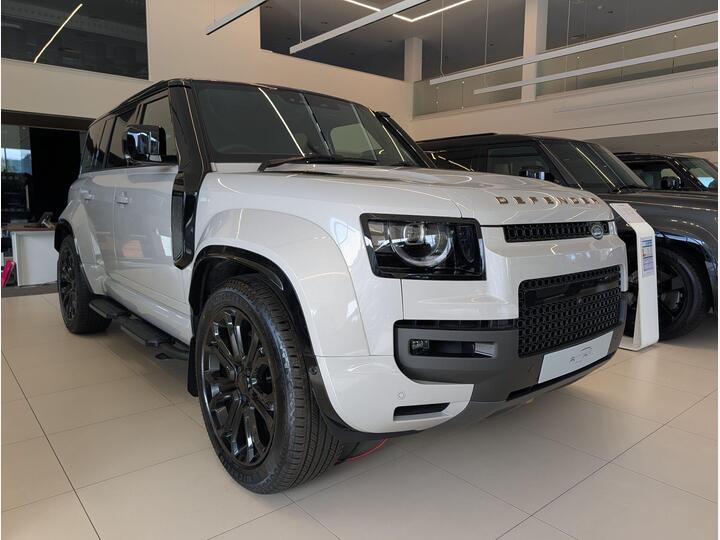 Land Rover Defender 110 4.4 P635 V8 MHEV OCTA Auto 4WD Euro 6 (s/s) 5dr