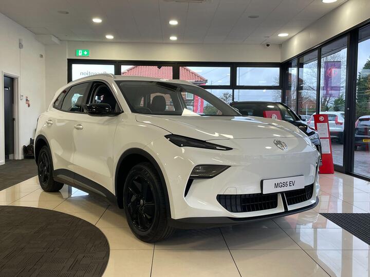 MG MGS5 64kWh SE Long Range Auto 5dr