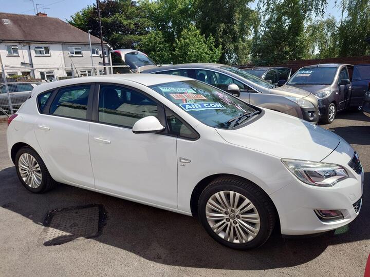 Vauxhall Astra 1.6 16v Excite Euro 5 5dr