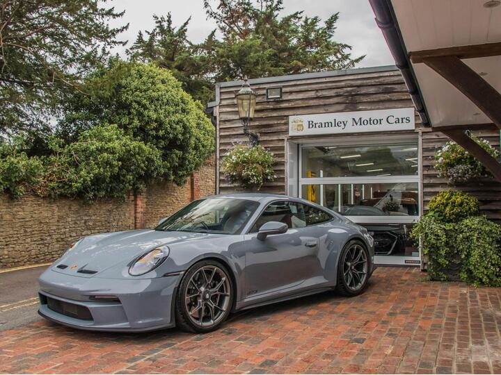 Porsche 911 4.0 992 GT3 Touring PDK Euro 6 2dr