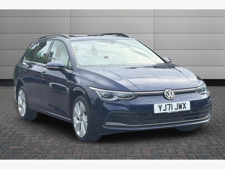 Volkswagen Golf 1.5 ETSI MHEV Life DSG Euro 6 (s/s) 5dr