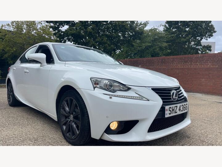 Lexus IS 2.5 300h Executive Edition E-CVT Euro 5 (s/s) 4dr