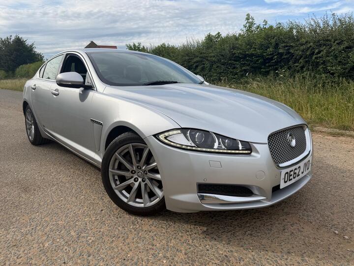 Jaguar XF 2.2d Premium Luxury Auto Euro 5 (s/s) 4dr