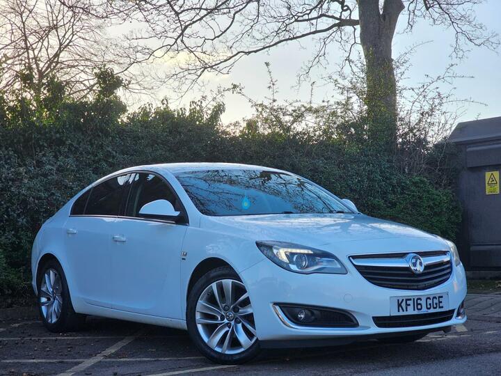 Vauxhall Insignia 1.6 CDTi SRi Nav Euro 6 (s/s) 5dr Vauxhall Insignia 1.6 CDTi SRi Nav Euro 6 (s/s) 5dr