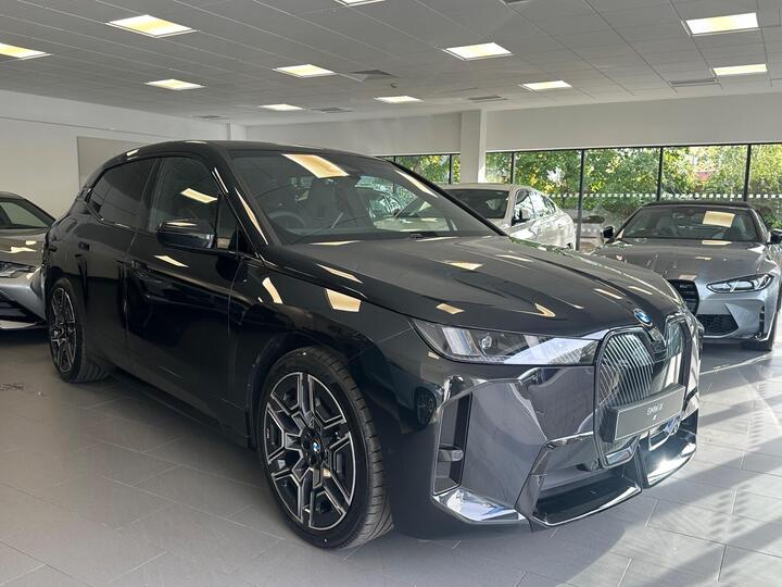 BMW IX 45 100.6kWh M Sport Auto XDrive 5dr (11kW Charger)