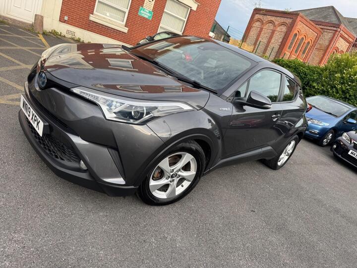 Toyota C-HR 1.8 VVT-h Icon CVT Euro 6 (s/s) 5dr