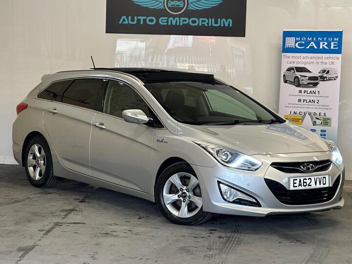 Hyundai I40 1.7 CRDi Blue Drive Premium Euro 5 (s/s) 5dr Hyundai I40 1.7 CRDi Blue Drive Premium Euro 5 (s/s) 5dr