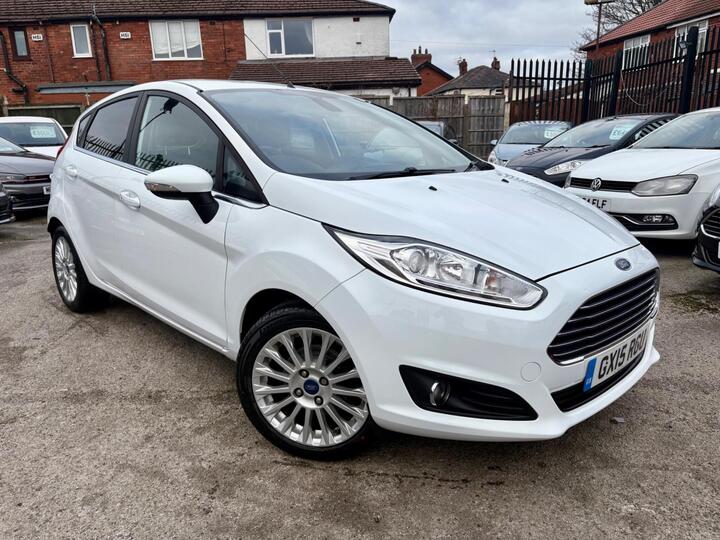 Ford Fiesta 1.0T EcoBoost Titanium Euro 5 (s/s) 5dr